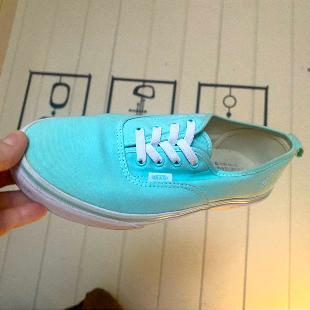 Vans Authentic Shoes - Picture 4 of 8